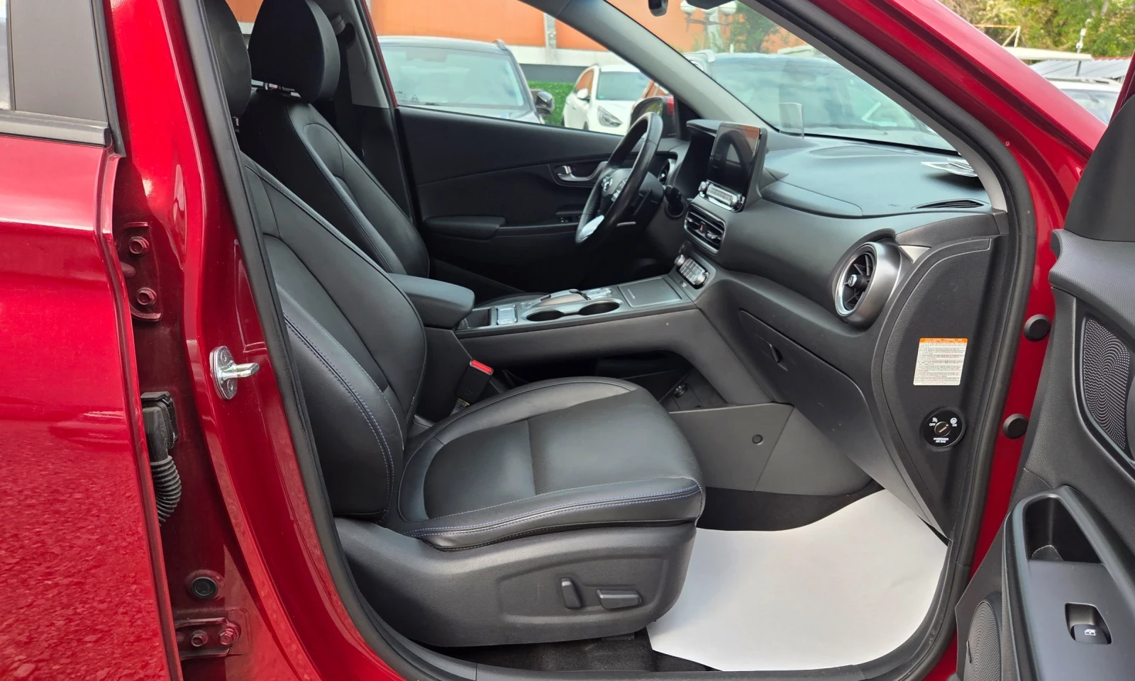 Hyundai Kona SOH100%Premium/Гаранция, снимка 12 - Автомобили и джипове - 56267839