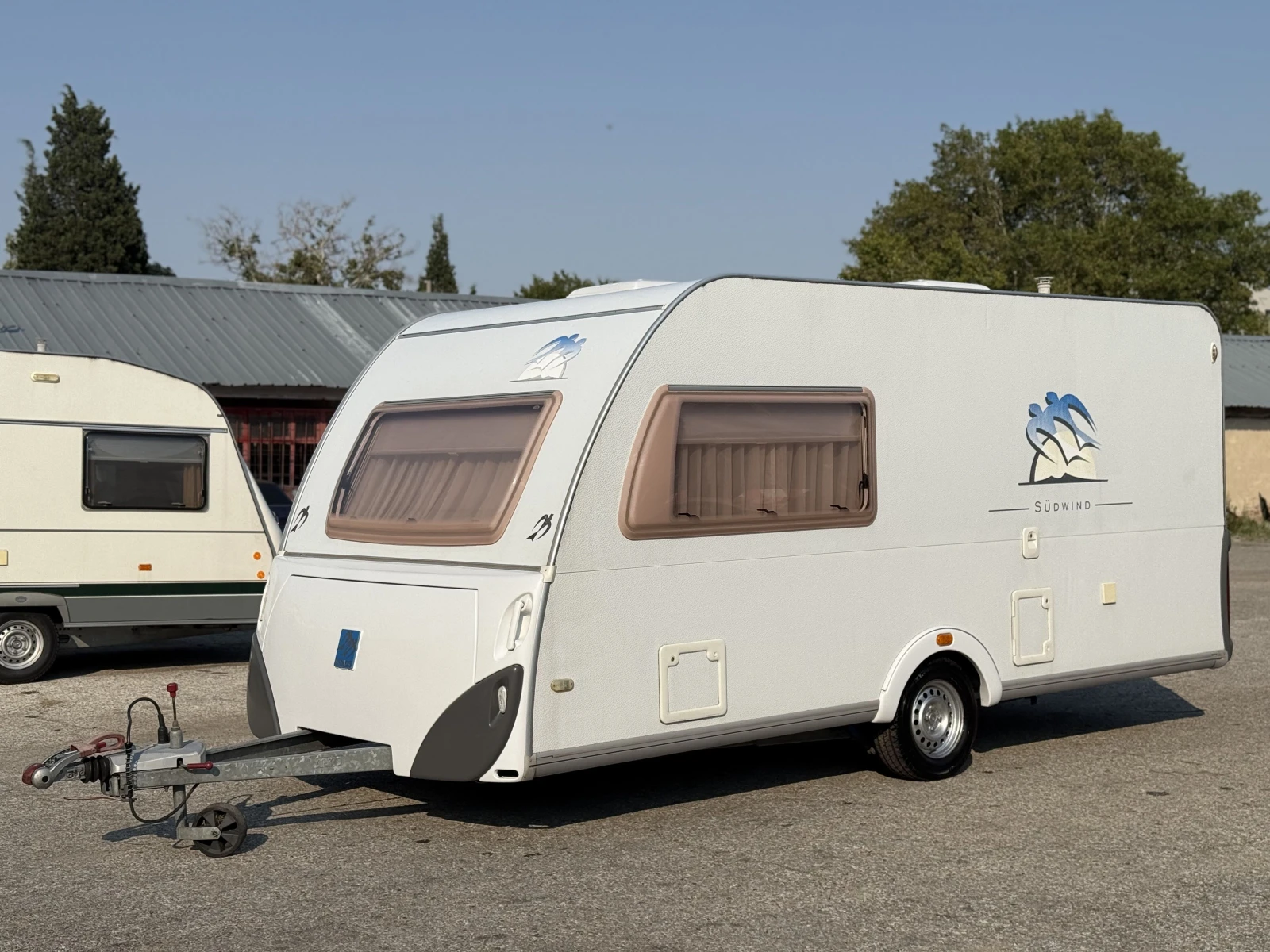 Каравана Knaus SUDWIND 450+ ФОРСЕЛТ - изображение 4