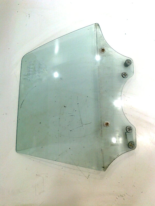 стъкло задно ляво за Субару Легаси 3,0Б