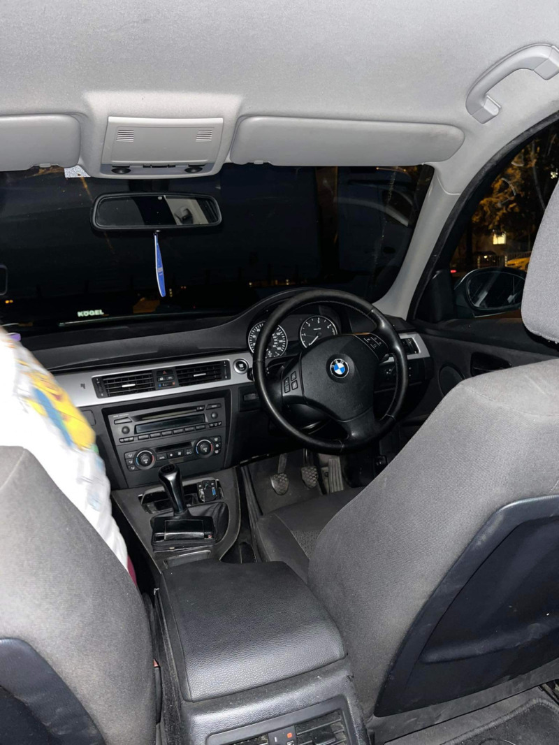 BMW 320, снимка 6 - Автомобили и джипове - 44985155