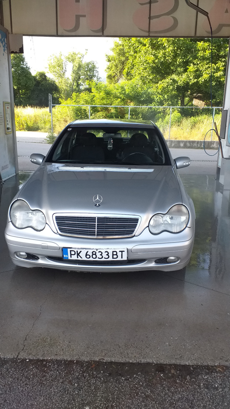Mercedes-Benz C 200, снимка 1 - Автомобили и джипове - 46414137