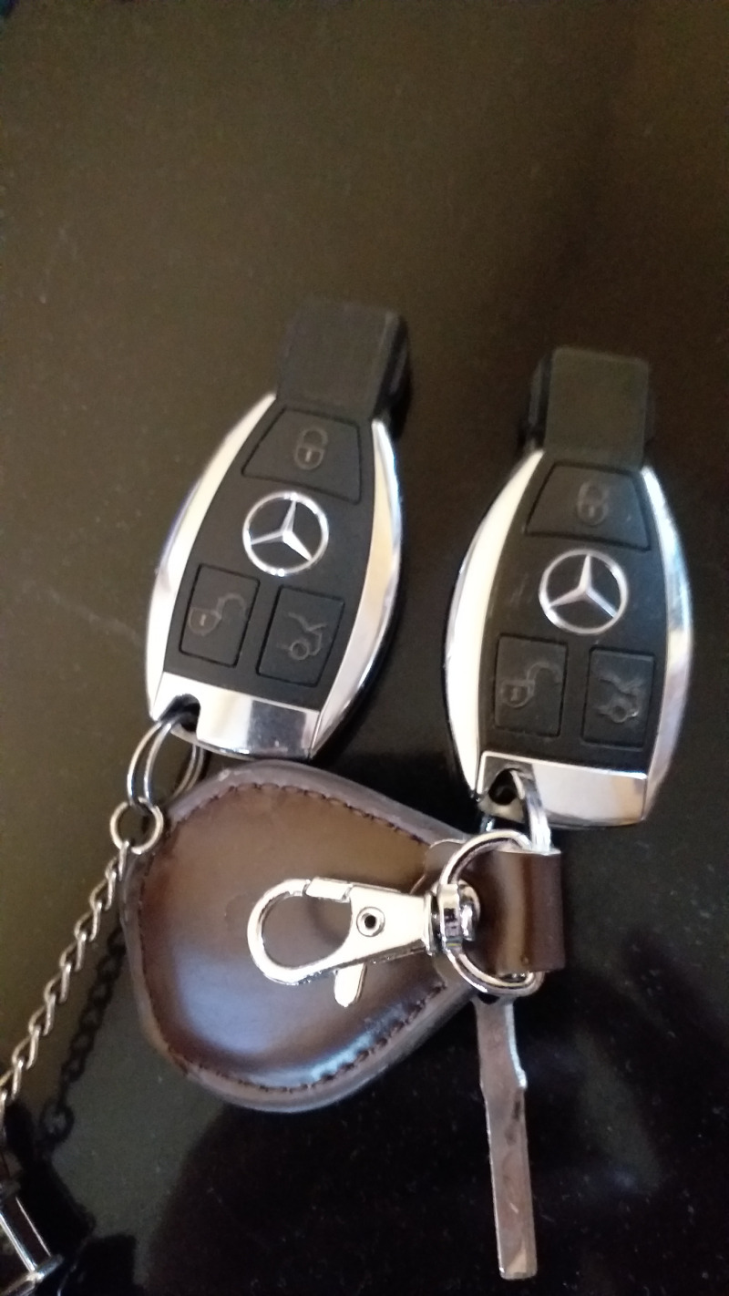 Mercedes-Benz C 200, снимка 3 - Автомобили и джипове - 46414137