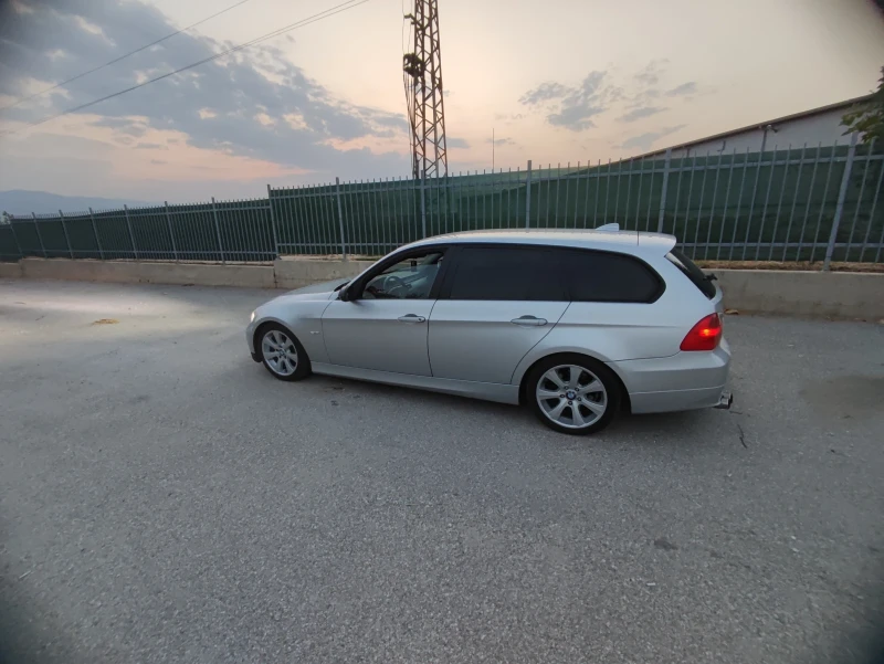 BMW 320, снимка 5 - Автомобили и джипове - 47308751