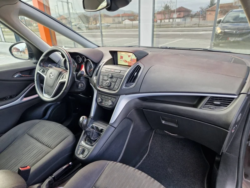 Opel Zafira 2.0  / 7 места , снимка 11 - Автомобили и джипове - 48786097