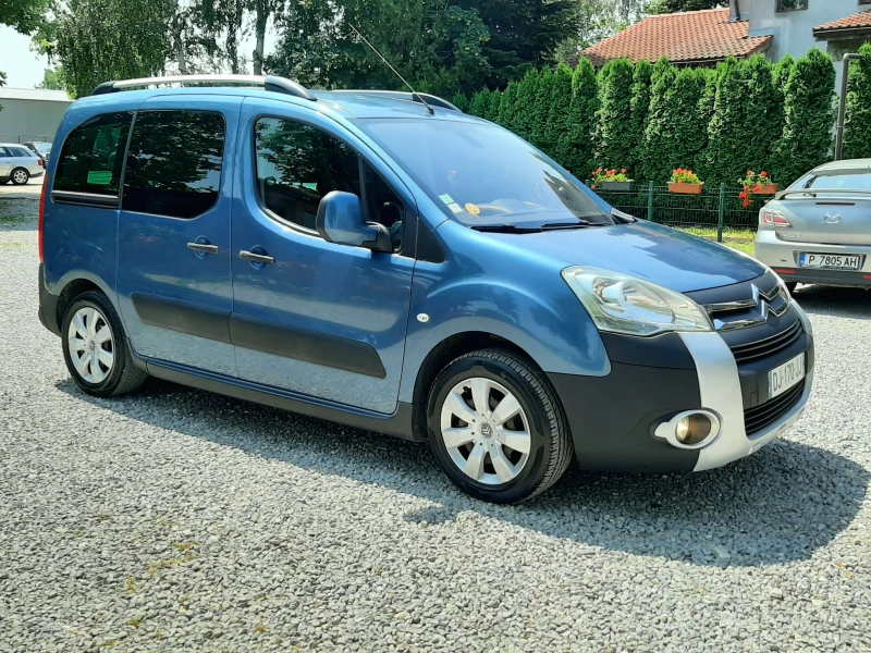 Citroen Berlingo 1.6HDi 2ключа ДВУЗОНОВ КЛИМАТРОНИК ПАРКТРОНИК, снимка 3 - Автомобили и джипове - 51052703