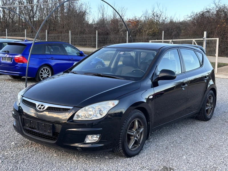 Hyundai I30 1.6 CRDI 90 ps, снимка 2 - Автомобили и джипове - 52045339