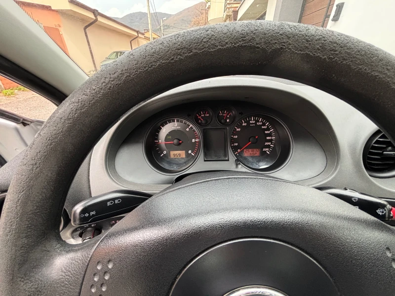 Seat Ibiza, снимка 3 - Автомобили и джипове - 52457482