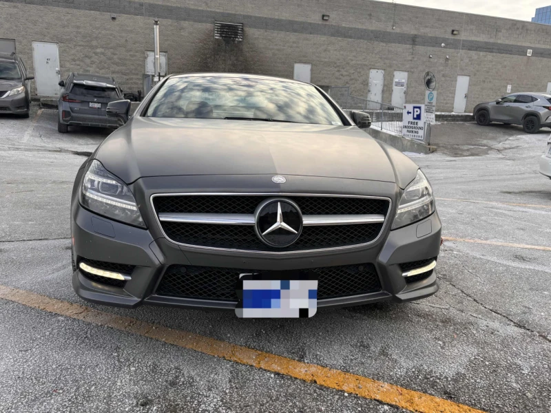 Mercedes-Benz CLS 550 * АВТО КРЕДИТ* ЦЕНА ДО БГ * СЕРВИЗНА ИСТОРИЯ * , снимка 4 - Автомобили и джипове - 52695100