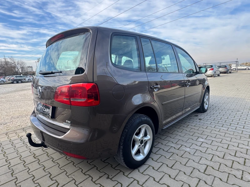 VW Touran 1.6tdi-2011г, снимка 6 - Автомобили и джипове - 52825426