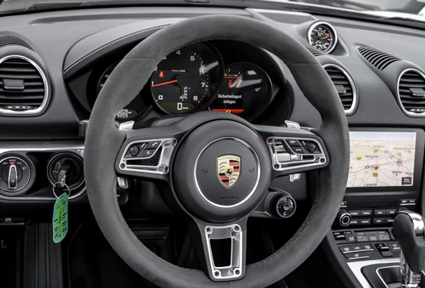 Porsche Boxster 718 = Style Edition = Black Pack Гаранция - изображение 7
