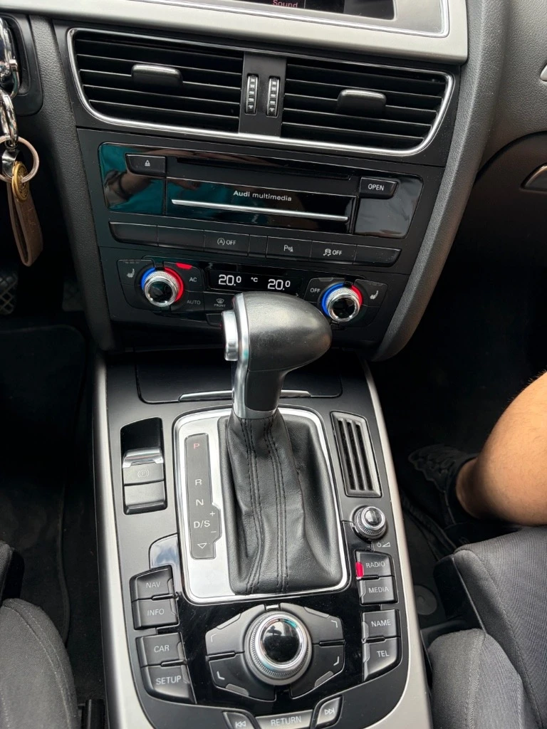 Audi A4 2.0 TDI , снимка 9 - Автомобили и джипове - 56078823