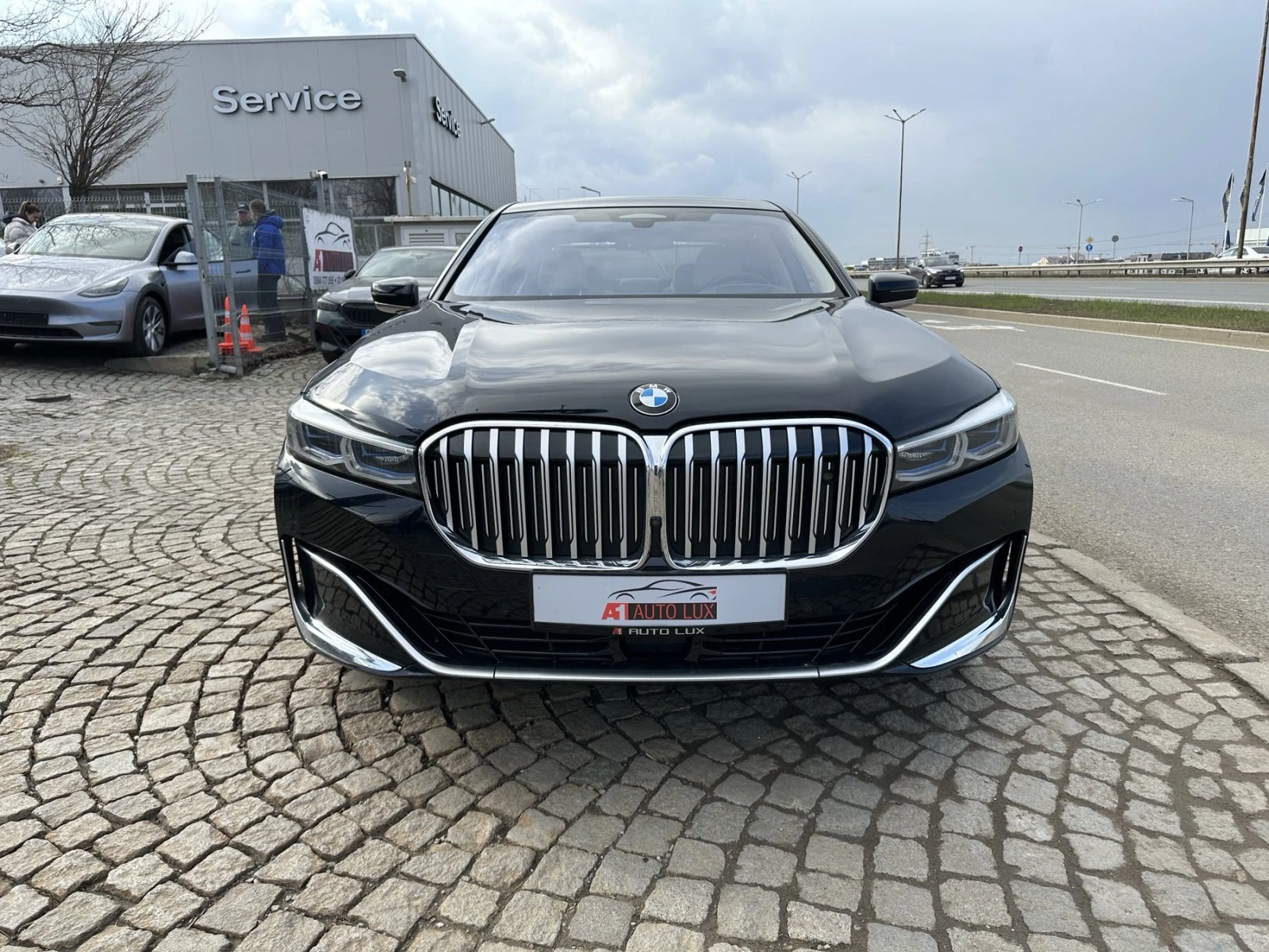 BMW 745 Long\ x-drive/Plug-in  hibrid - изображение 3