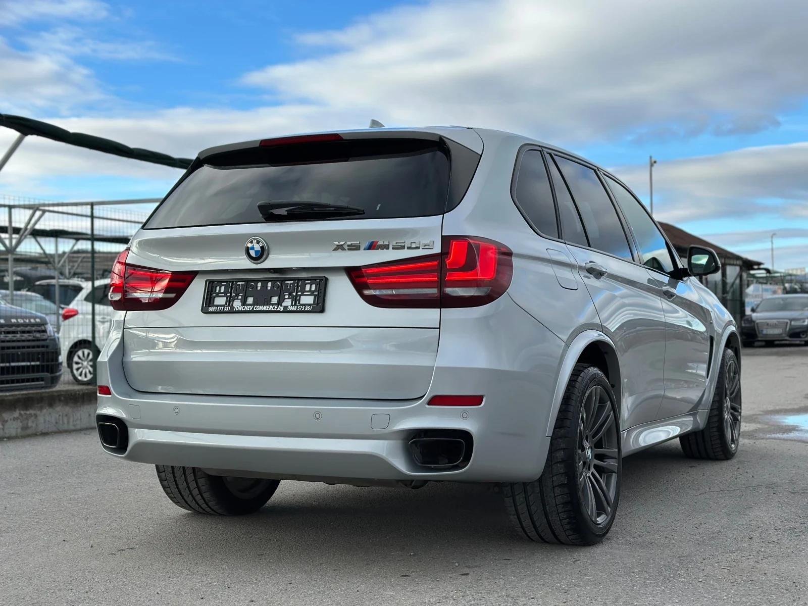 BMW X5M M-50d-FULL-NEW-DISTRONIK-PODGREV-OBDUHVANE-FULL - изображение 6