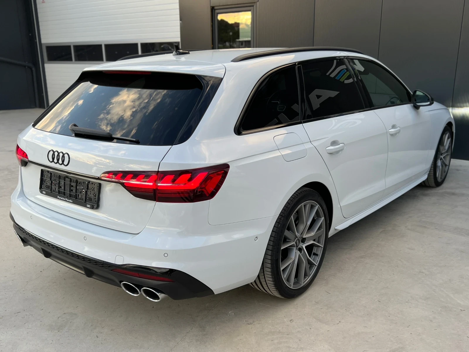 Audi S4 3.0TDI/Matrix/Exclusive/Carbon/Distronic - изображение 7