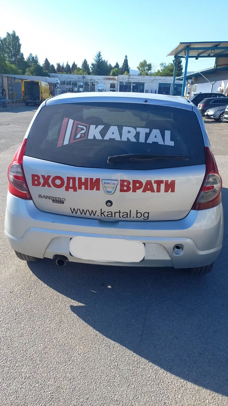 Dacia Sandero 1.4 Бензин/Газ - изображение 4