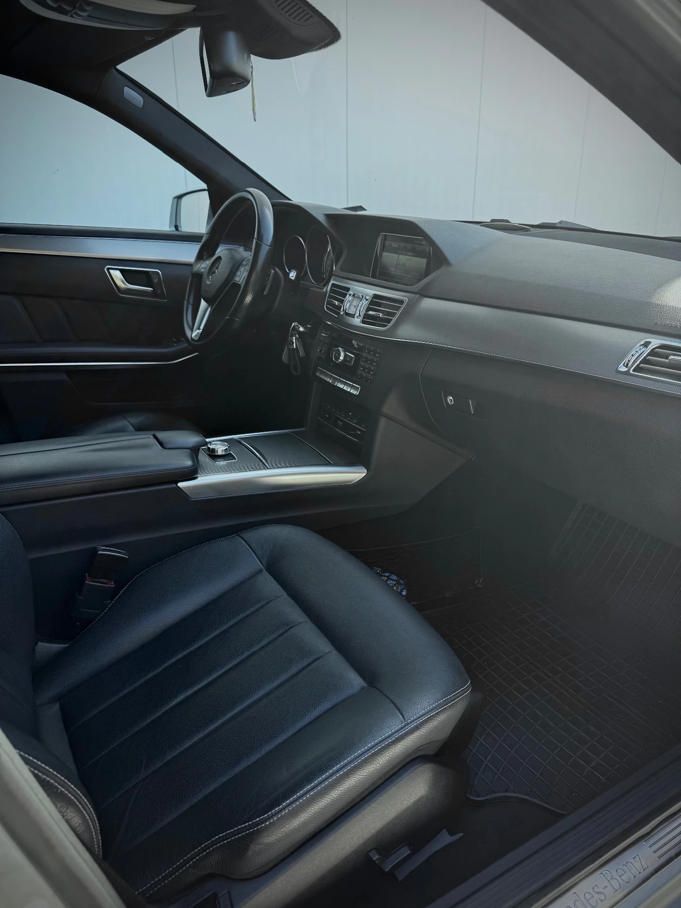 Mercedes-Benz E 250 CDI 4-MATIC AVANTGARDE - изображение 8