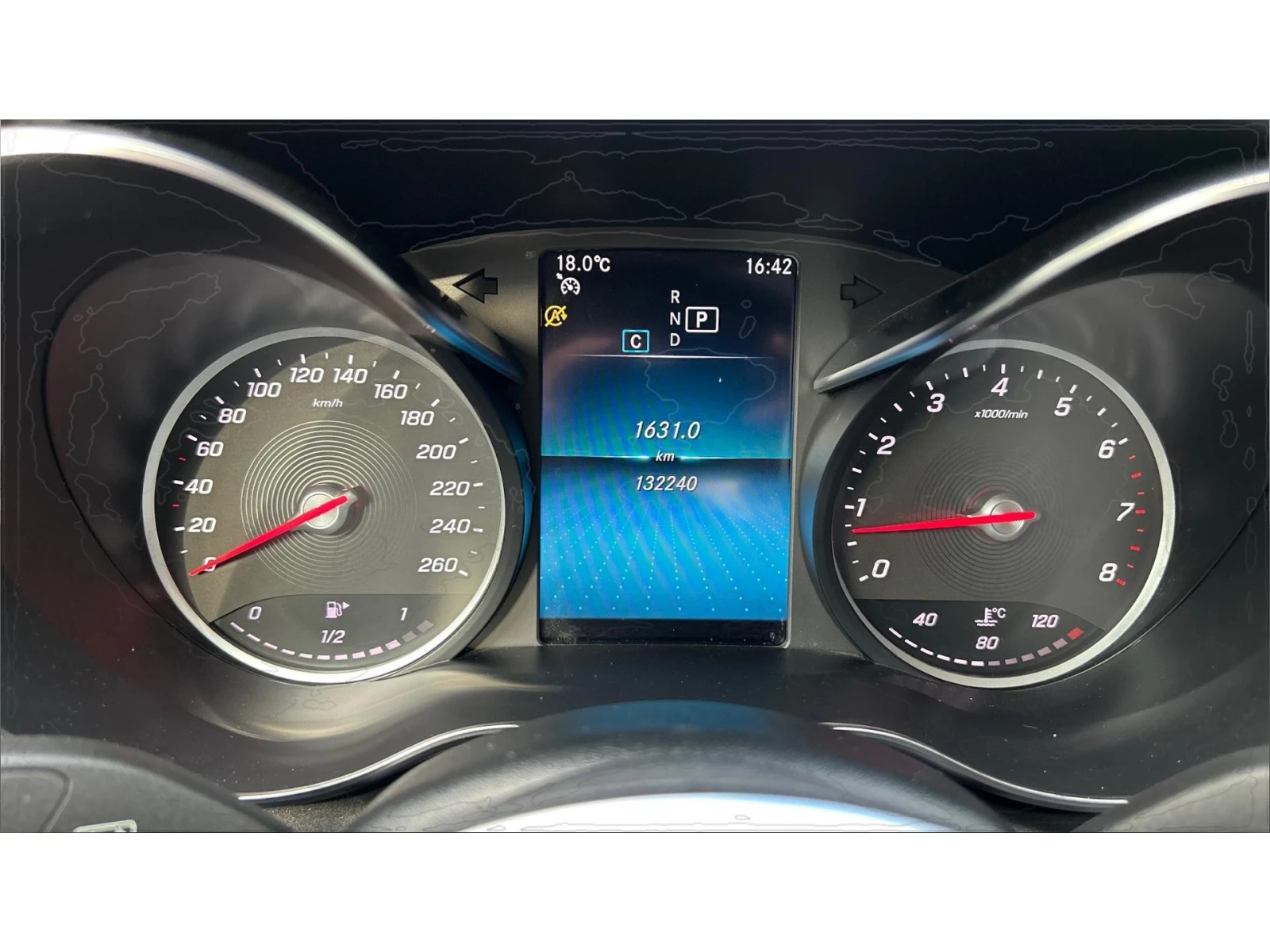 Mercedes-Benz C 180    532 . | Mobile.bg   14