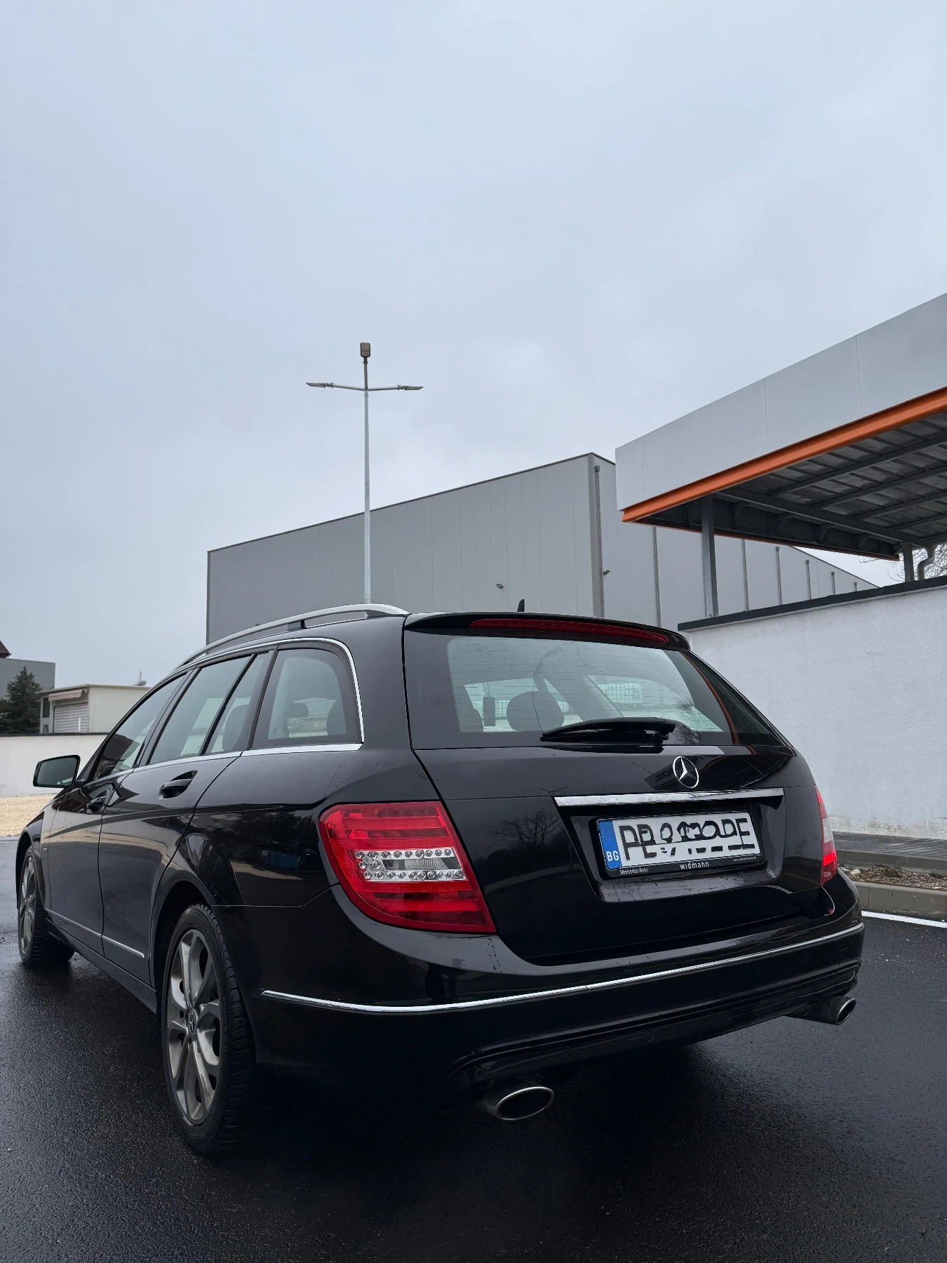 Mercedes-Benz C 300 C300 4MATIC 7G-TRONIC PLUS - изображение 3