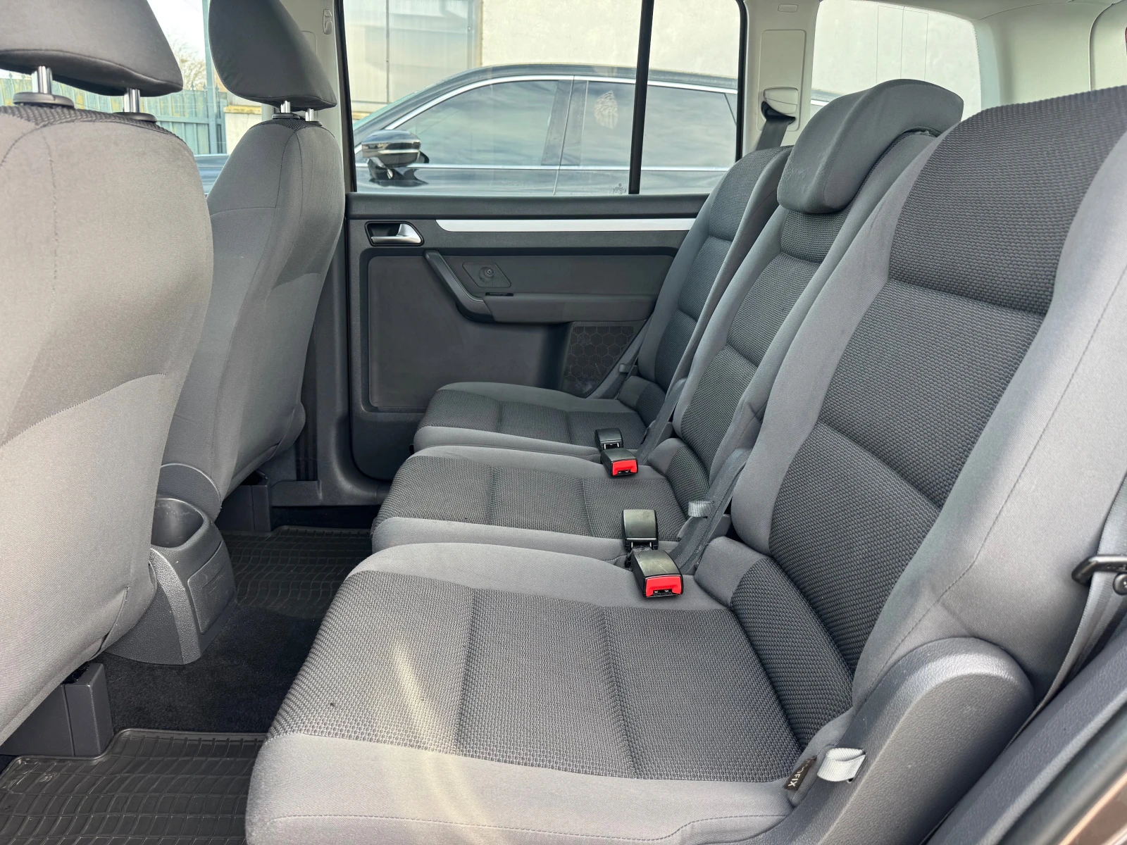 VW Touran 1.6tdi-2011� | Mobile.bg � ����������� 13