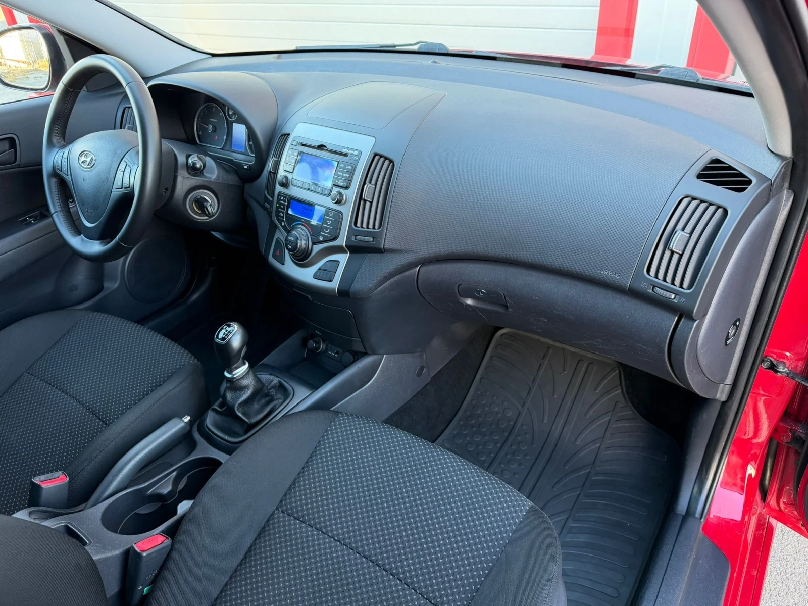 Hyundai I30 1.6D CW KLIMATRONIK EVRO 5A ������!!! | Mobile.bg � ����������� 15