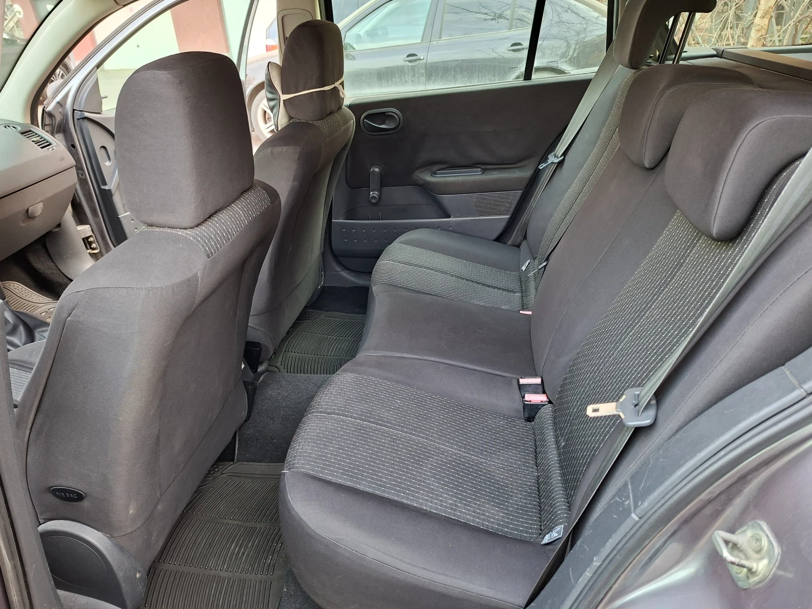 Renault Megane, снимка 10 - Автомобили и джипове - 53916982