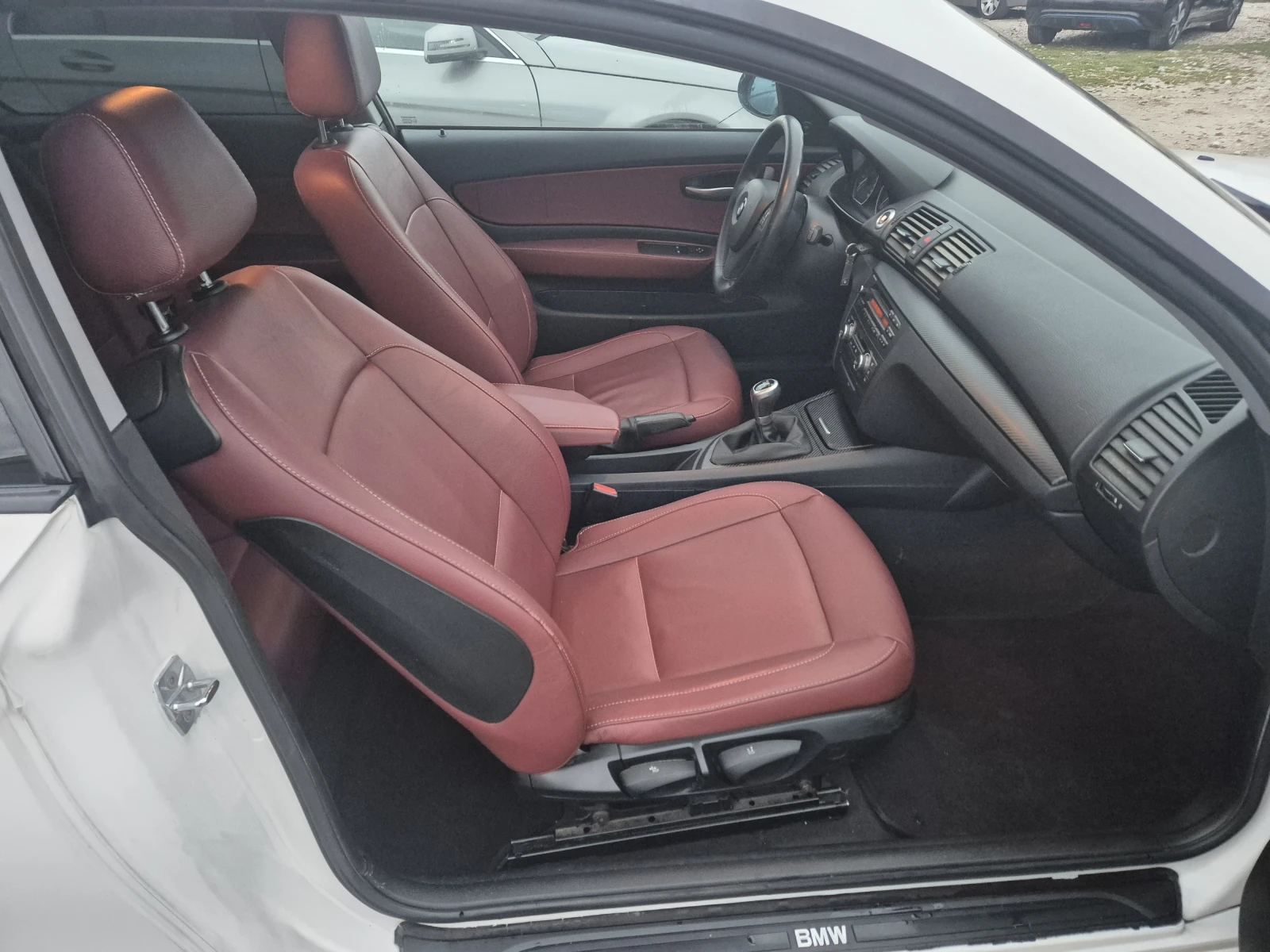 BMW 120, снимка 15 - Автомобили и джипове - 53939504