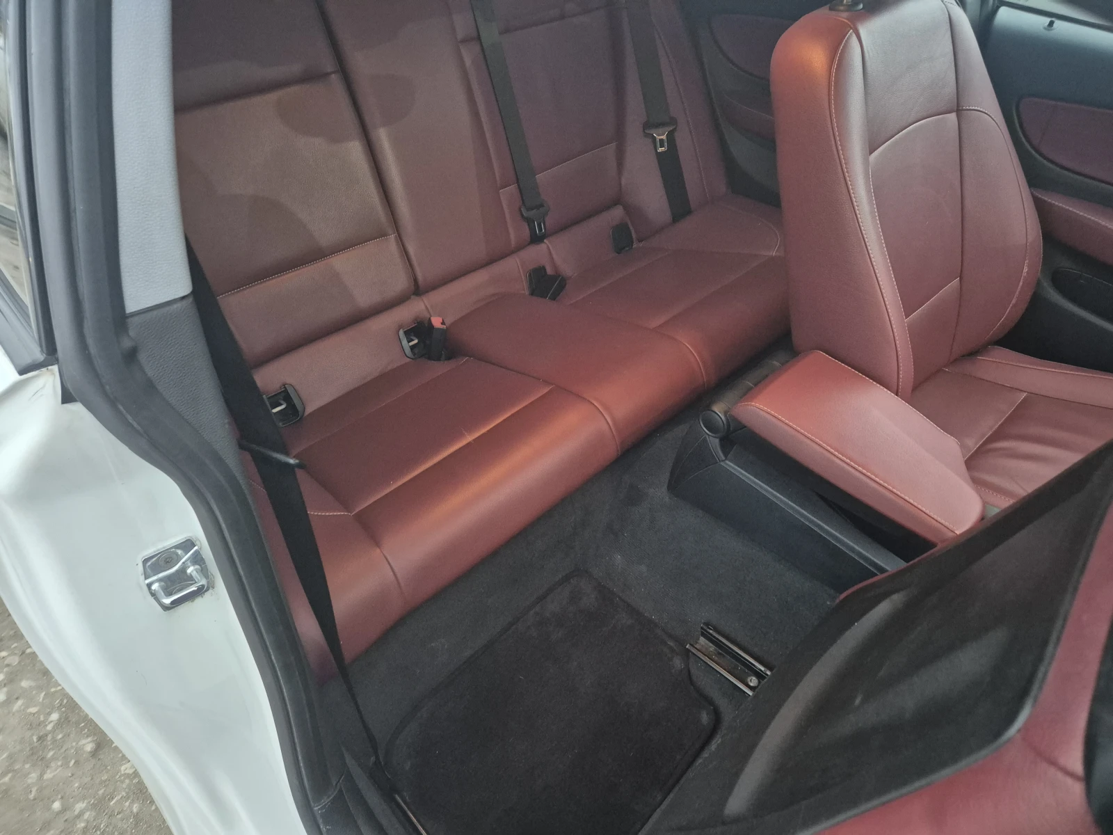 BMW 120, снимка 16 - Автомобили и джипове - 53939504