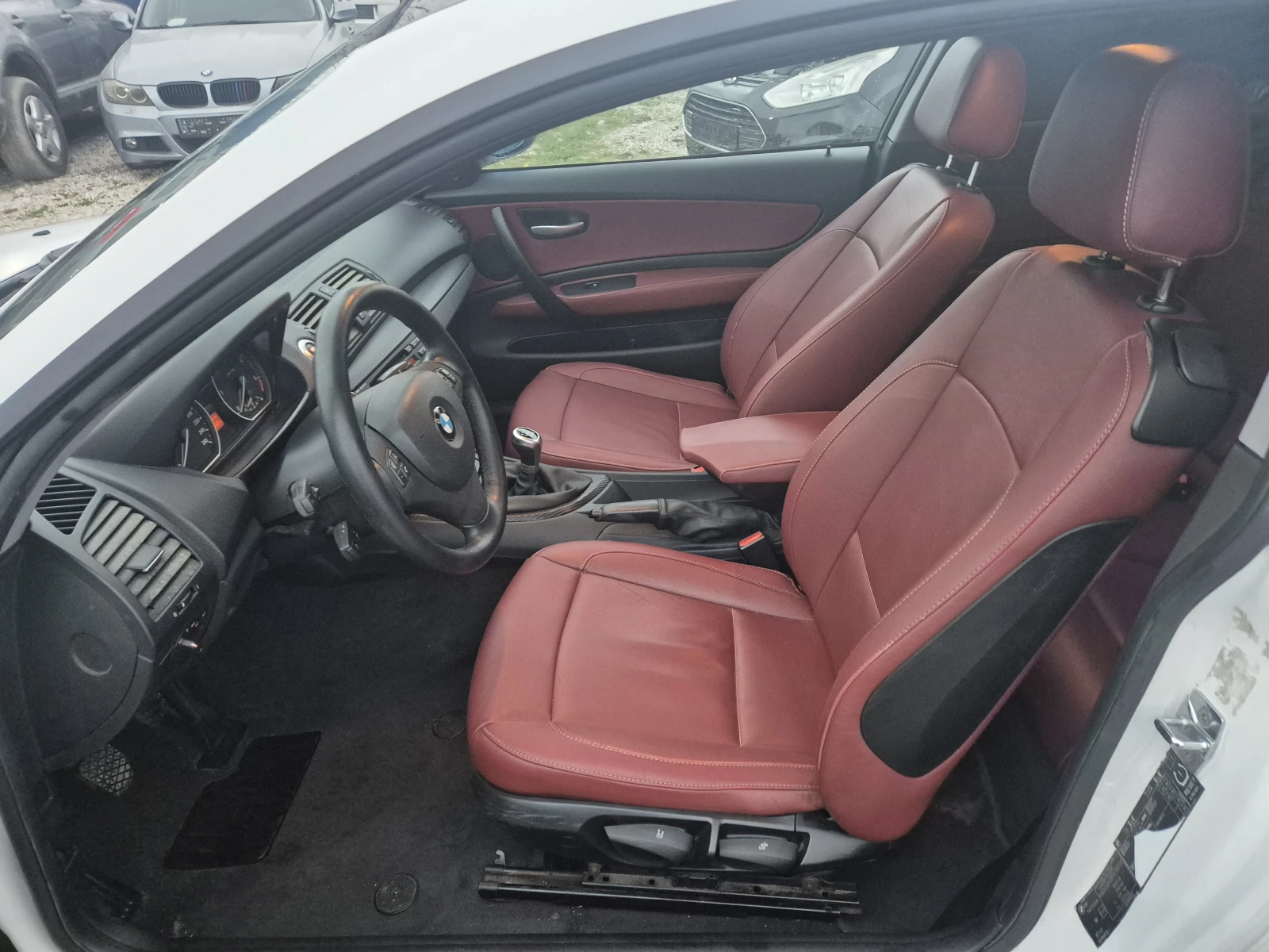 BMW 120, снимка 10 - Автомобили и джипове - 53939504