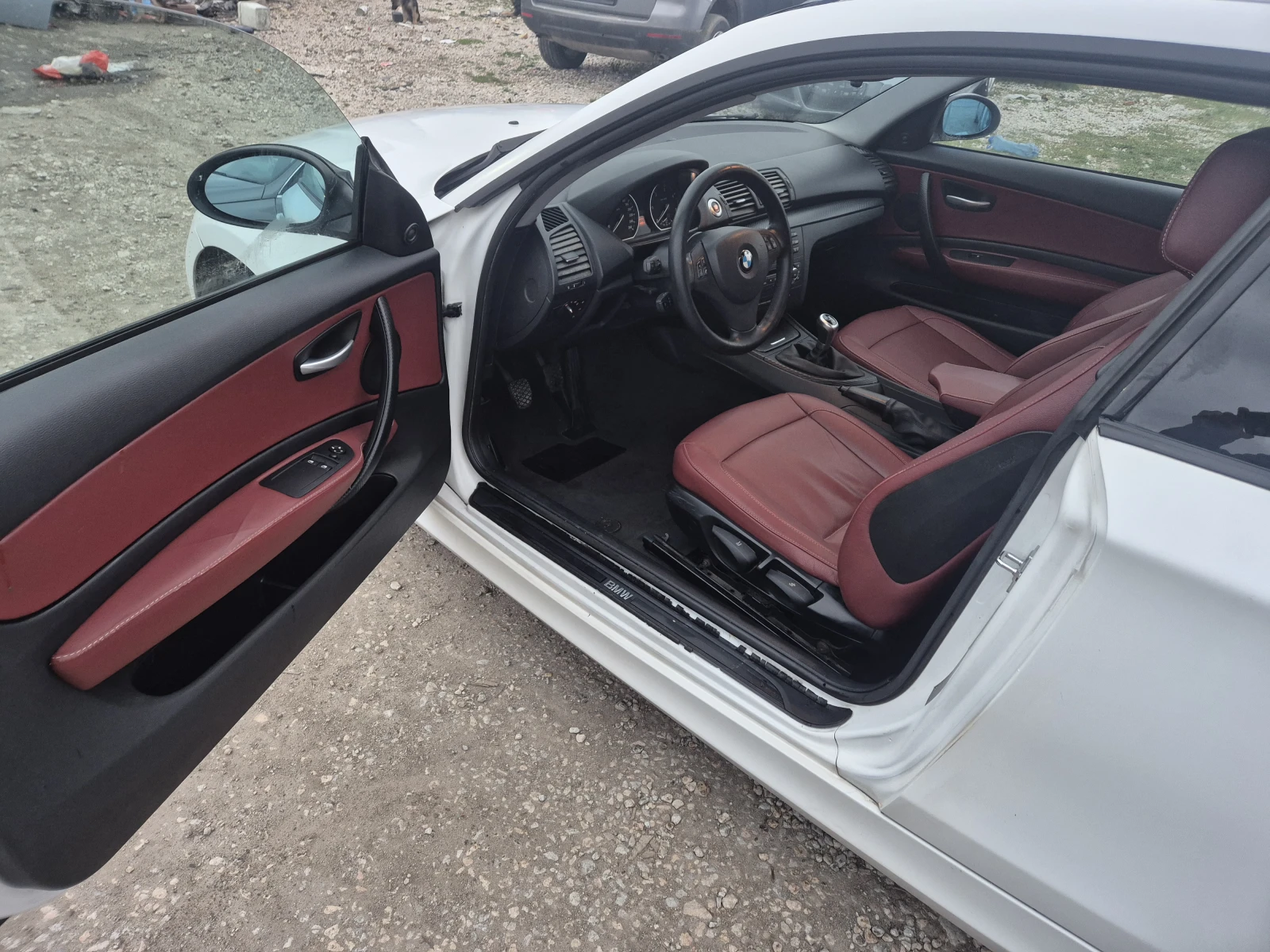 BMW 120, снимка 9 - Автомобили и джипове - 53939504