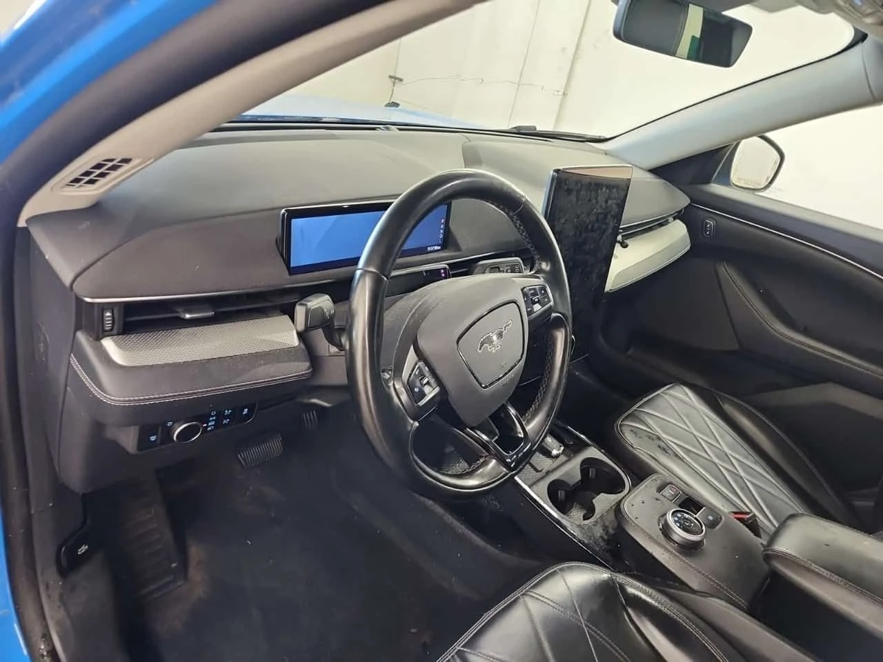 Ford Mustang Mach-E * SELECT * 2 �����* �������* KEYLESS*  | Mobile.bg � ����������� 10