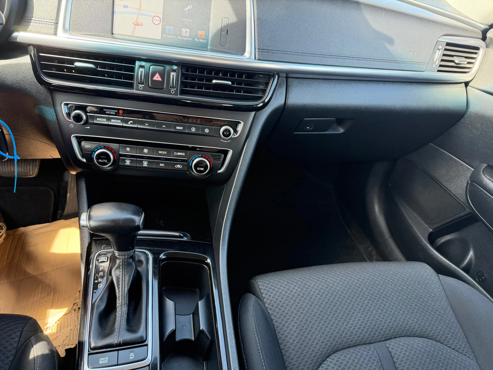 Kia Optima 1.7 CRDI(КАТО НОВА), снимка 15 - Автомобили и джипове - 54546913