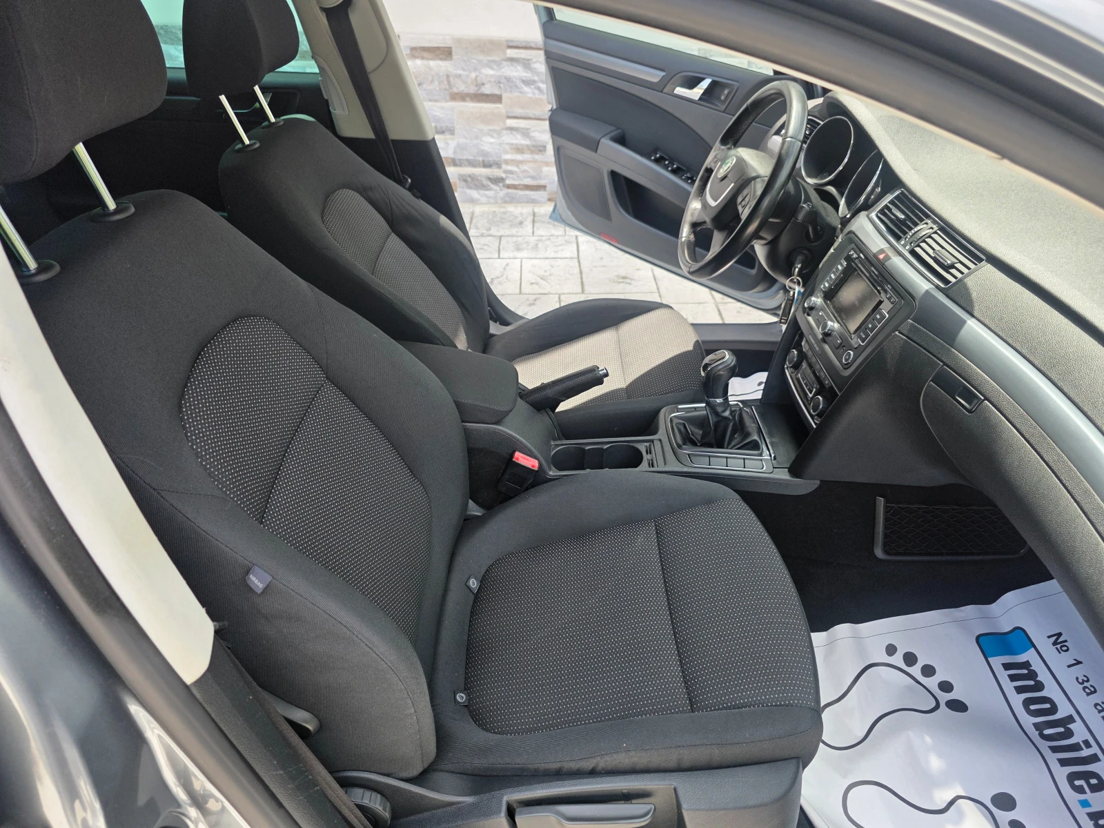 Skoda Superb 1.6 TDI NAVI, снимка 14 - Автомобили и джипове - 54751368