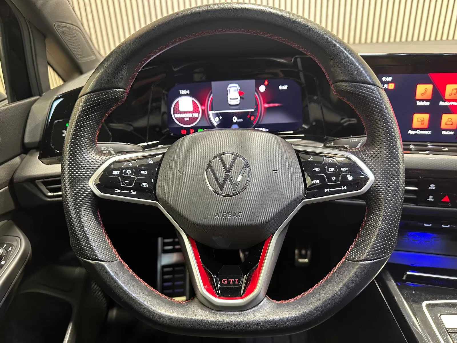 VW Golf GTI CLUB SPORT/300HP/DSG/PANO/NAVI/CAM/623z, снимка 8 - Автомобили и джипове - 55376209