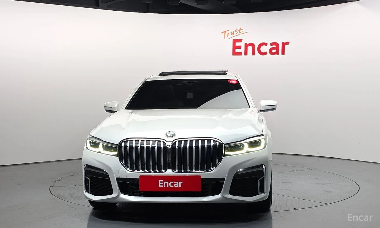 BMW 740 * ФИКСИРАНА ЦЕНА ДО БЪЛГАРИЯ * АВТОКРЕДИТ, снимка 4 - Автомобили и джипове - 55452403