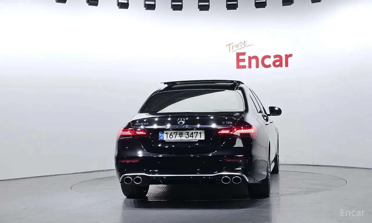 Mercedes-Benz E 53 AMG 4MATIC+ /ОБДУХВАНЕ/ПАНОРАМА/ДИСТРОНИК/360, снимка 4 - Автомобили и джипове - 56239080