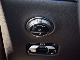 Mercedes-Benz GLC 300 4MATIC, ЦЕНА до БГ, снимка 16