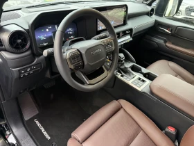 Toyota Land cruiser 250/NEW MODEL/2.8 D-4D/LUXURY/JBL/7-МЕСТЕН/НАЛИЧЕН - [9] 