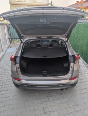 Hyundai Tucson 2.0CRDI* Premium* Обдухване* Подгрев* Панорама - 16900 € / 33053.53 лв. - 91367403 9