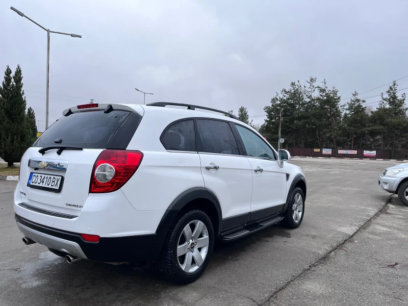 Chevrolet Captiva 2.4 газ/бензин 4х4, снимка 7 - Автомобили и джипове - 48711649