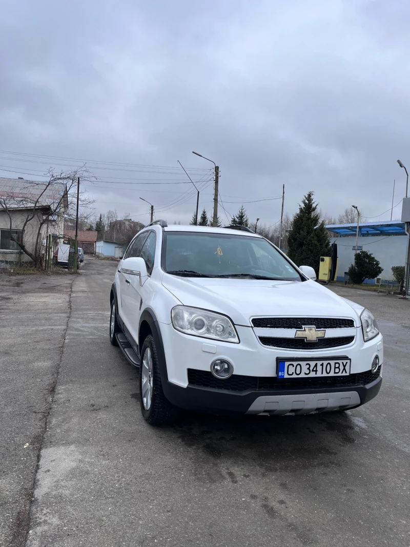 Chevrolet Captiva 2.4 газ/бензин 4х4, снимка 3 - Автомобили и джипове - 48711649