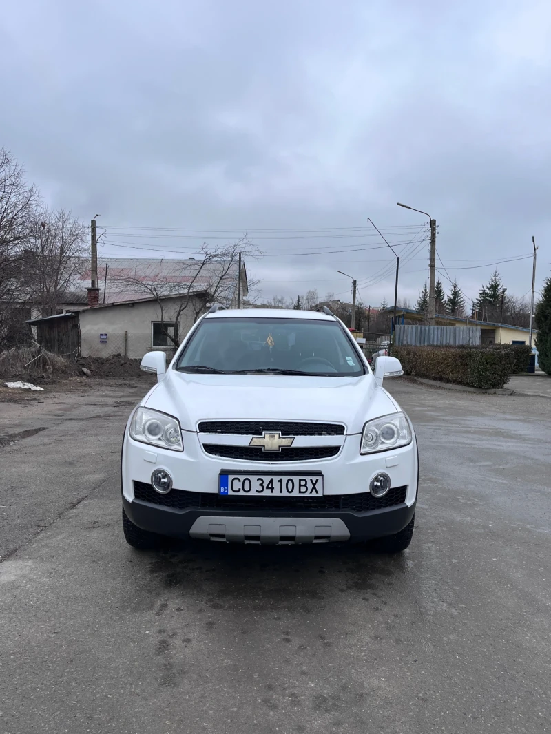 Chevrolet Captiva 2.4 газ/бензин 4х4, снимка 2 - Автомобили и джипове - 48711649