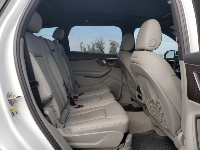 Audi Q7 PREMIUM PLUS* Quattro* Bose* м.точка* подгрев* , снимка 11 - Автомобили и джипове - 48812610