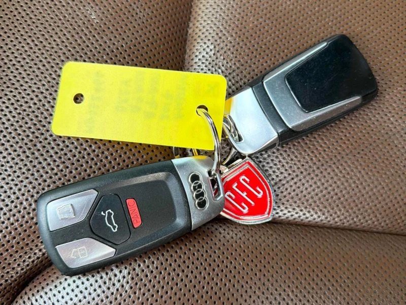 Audi Q7 Technik* 3xSline* Въздух* Virtual* Обдух* 360* Пан, снимка 8 - Автомобили и джипове - 53296796