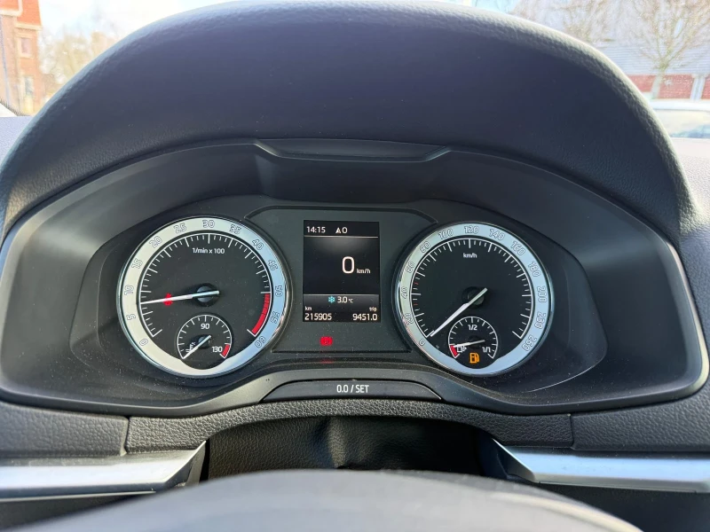 Skoda Karoq, снимка 9 - Автомобили и джипове - 53500761