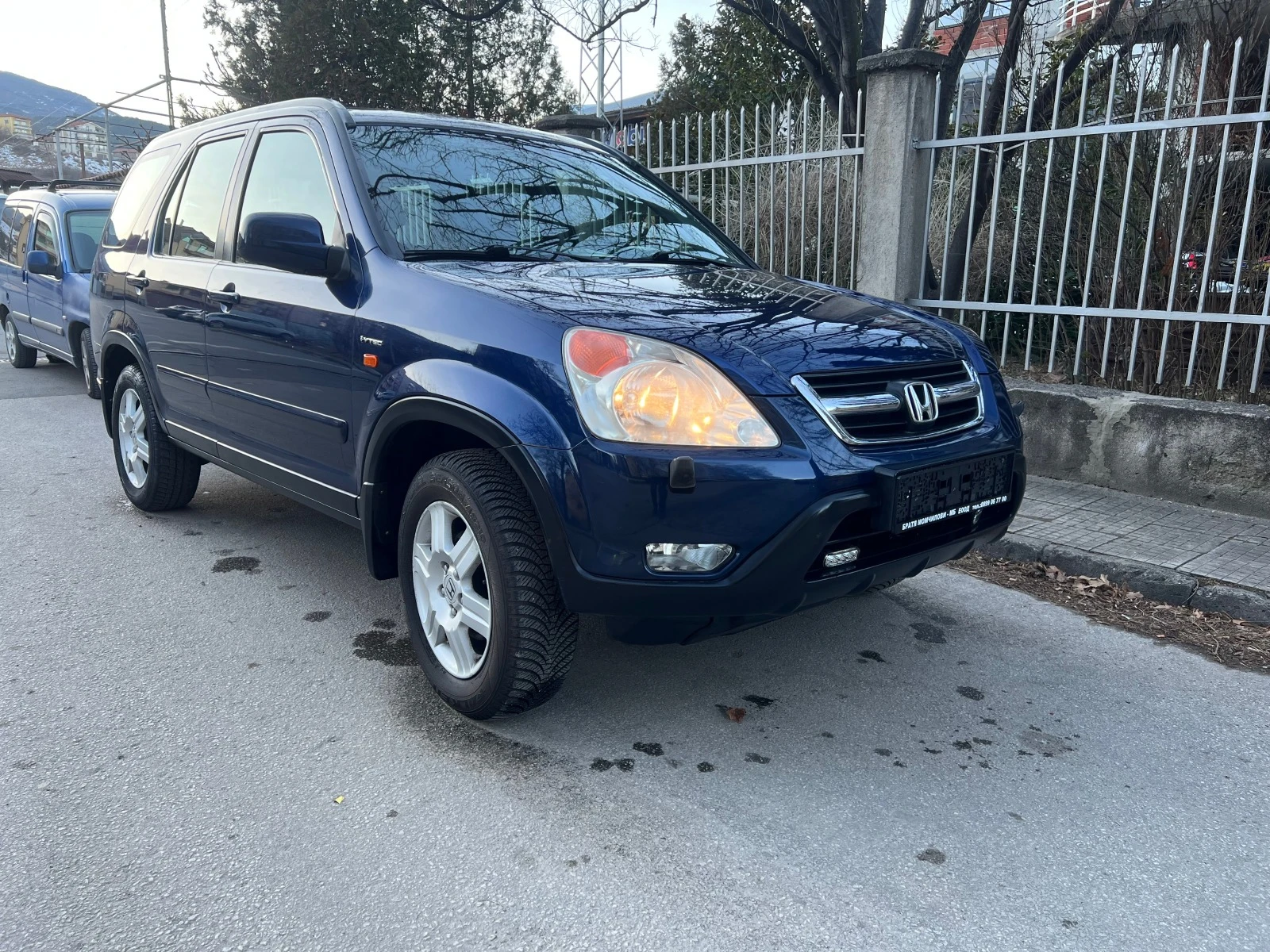 Honda Cr-v 2.0 KLIMA 4x4GERM - изображение 2