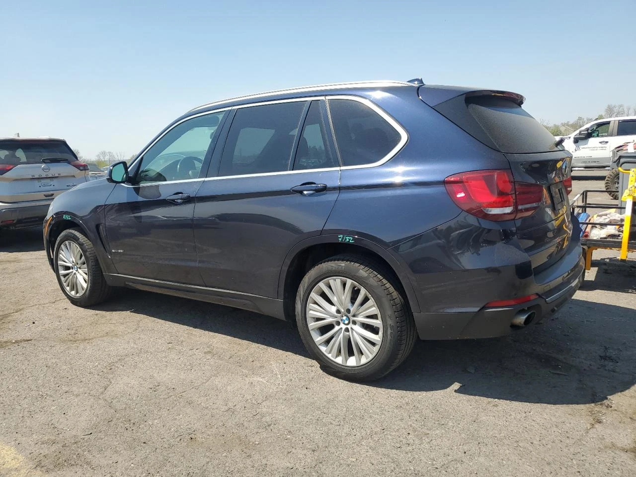 BMW X5 XDRIVE35I/KEYLESS/ПАНО/КАМЕРА/CARPLAY - изображение 2