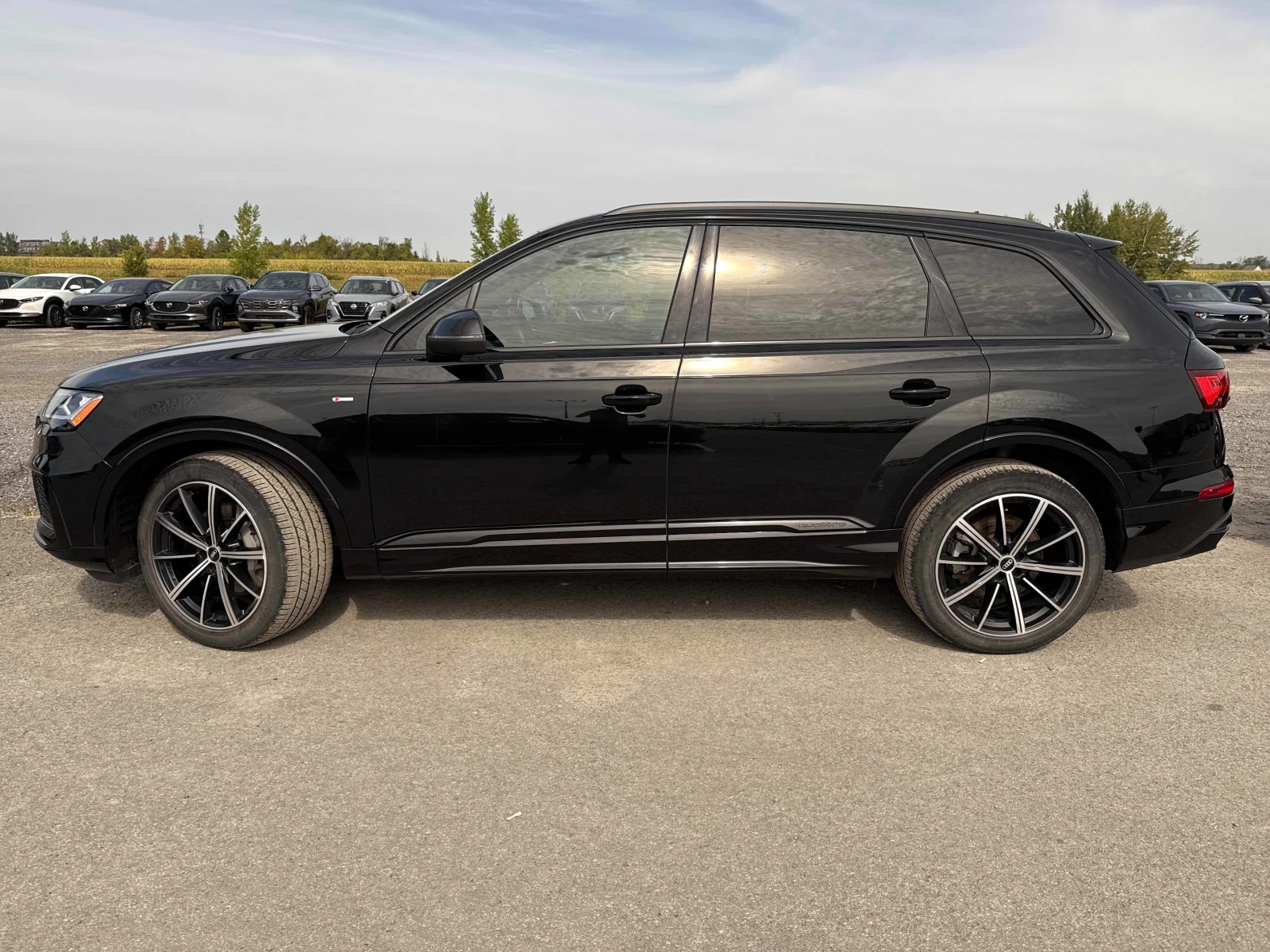 Audi Q7 * KOMFORT* CARFAX * * АВТО КРЕДИТ * *  - изображение 3