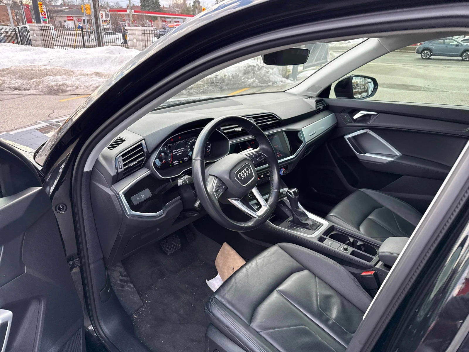 Audi Q3 * * CARFAX * * ���� ������ * *  | Mobile.bg � ����������� 6