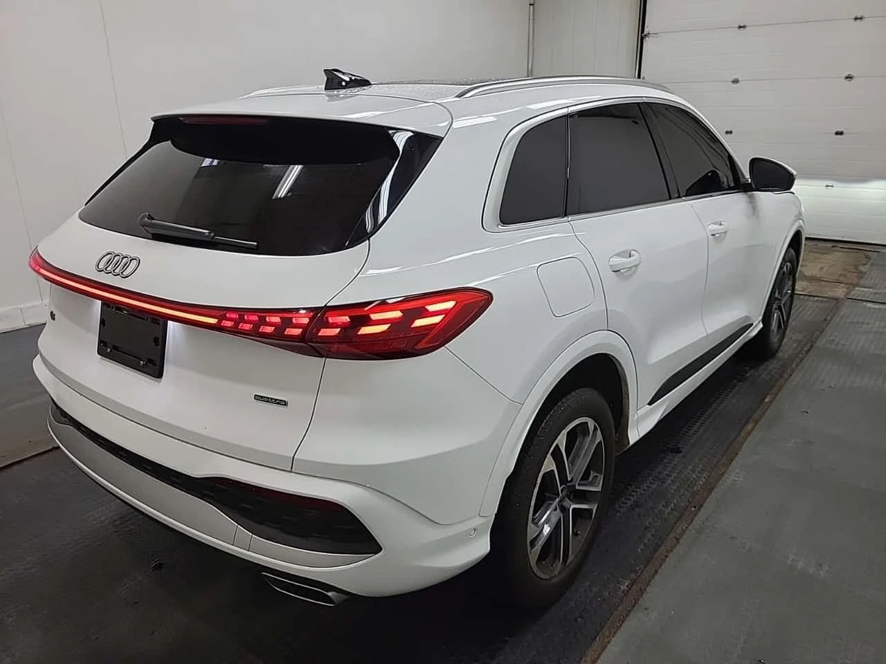 Audi Q5 * Progressiv * CARFAX * ПАНО * 2 КЛЮЧА * HEAD UP, снимка 10 - Автомобили и джипове - 53935008