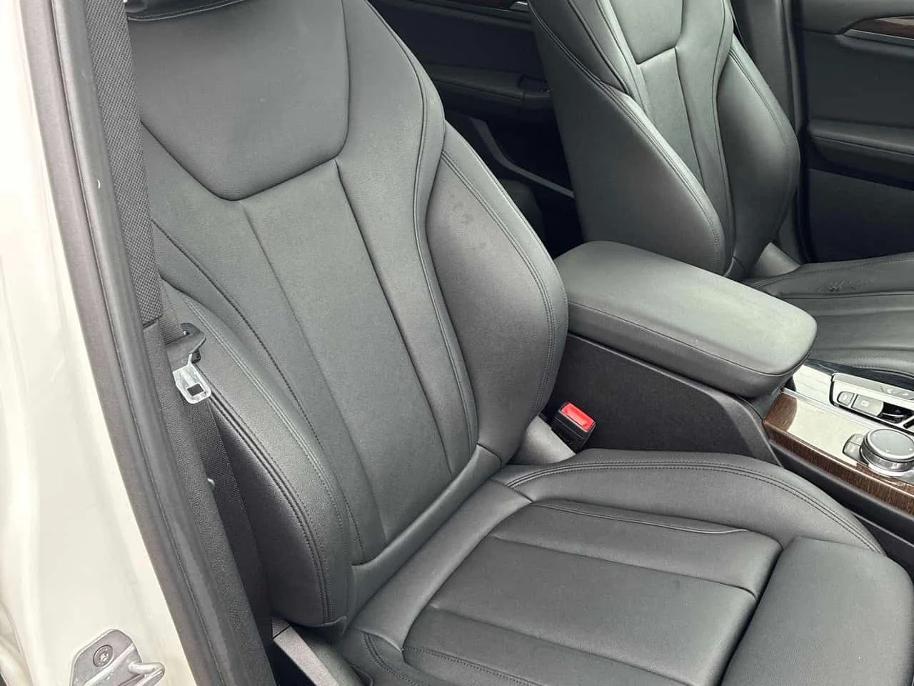 BMW X3 XDRIVE30I/CARFAX/ПАНОРАМА/ПОДГРЕВИ, снимка 12 - Автомобили и джипове - 53979331